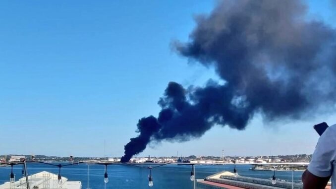 Incendio refinería Ñico López bajo control Opinioncubana