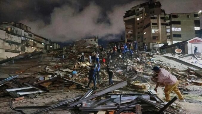 Aumentan a 235 los muertos tras terremoto en Venezuela