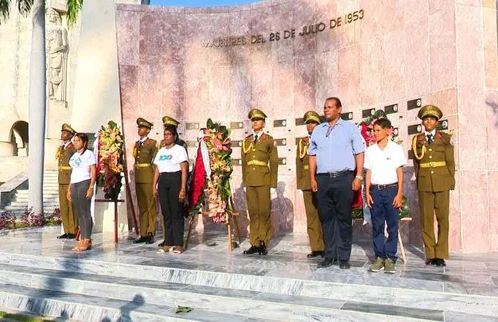 Homenaje en Santiago de Cuba a Frank País y Raúl Pujol