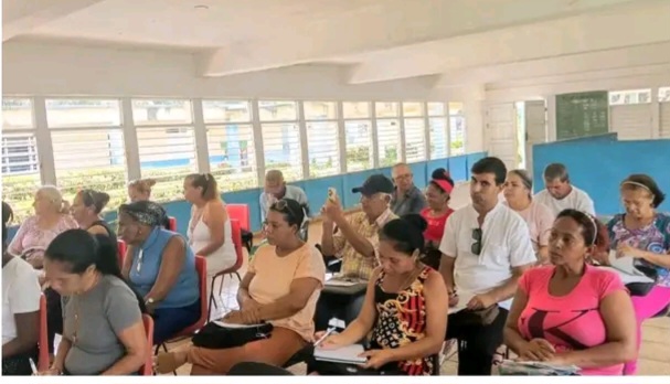 Educadores de Sierra de Cubitas preparan curso escolar 2026-2027 (+ Fotos y Post)