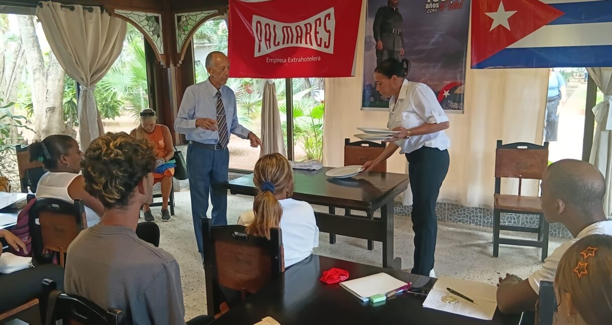 Dedicado a Fidel curso de verano organizado por Palmares