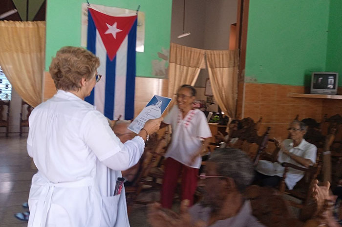 Conectada con Fidel, graduación de la Cátedra del Adulto Mayor