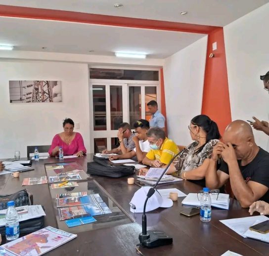 Mantienen vitalidad servicios de salud tras desconexión del SEN