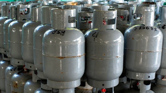 Se dispara el precio del gas licuado en el mercado informal