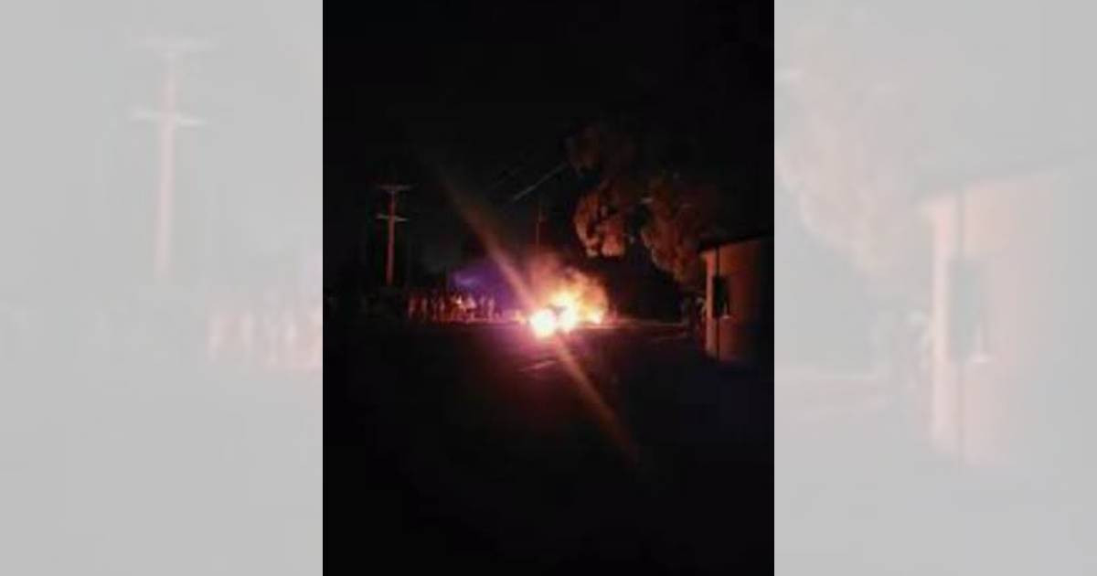 Testimonio denuncia tres noches de protestas y una creciente tensión con la policía en Santa Fe, La Habana