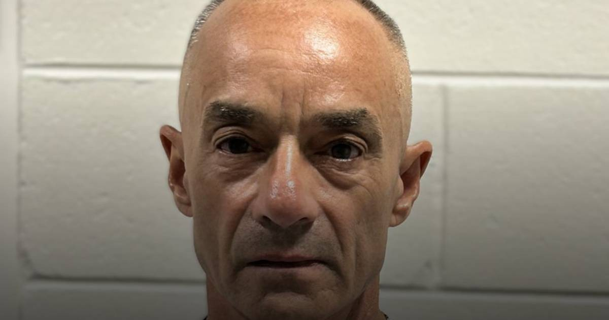 Cubano condenado por grave delito queda bajo custodia de ICE para su deportación
