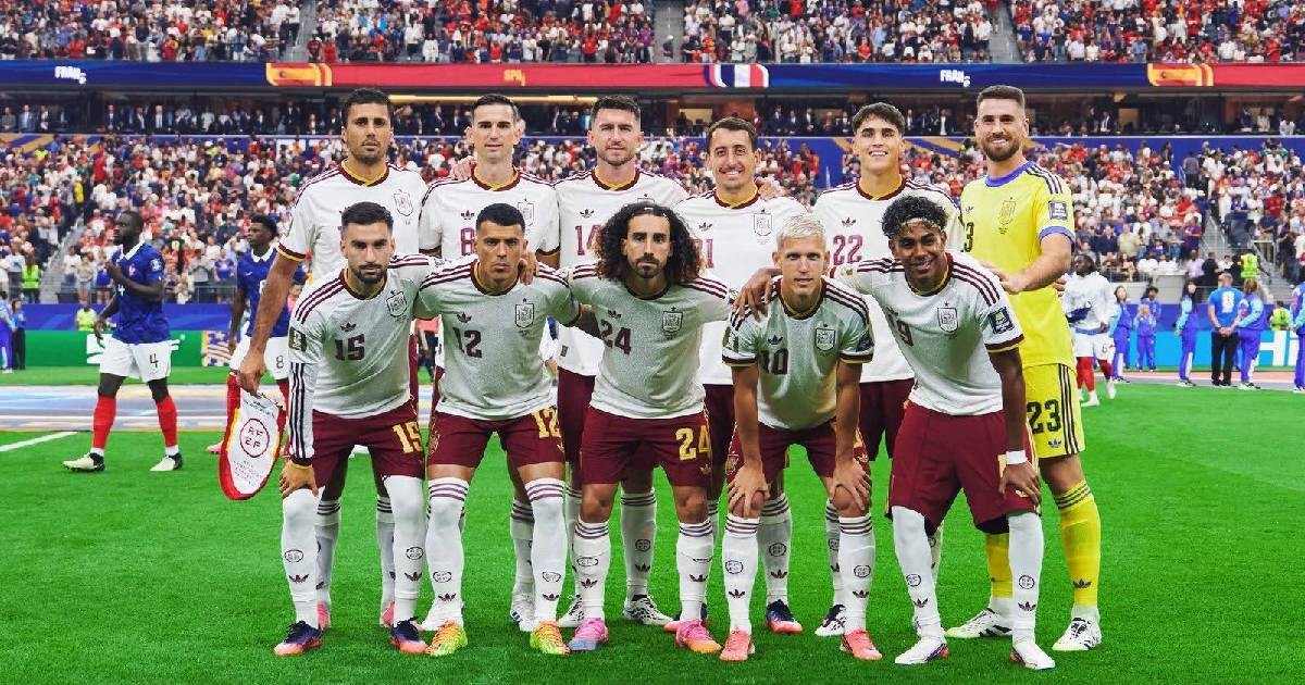 España desarma a Francia y vuelve a una final del Mundial 16 años después