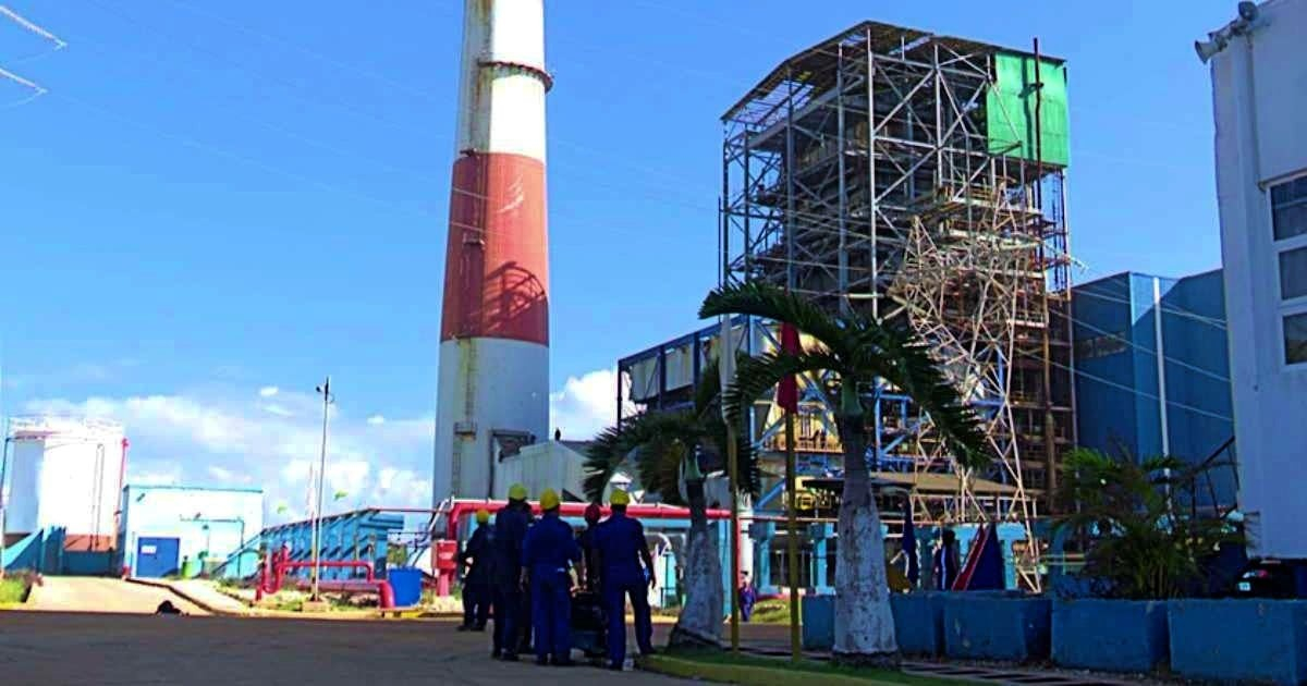 «El SEN restablecido»: UNE anuncia la reconexión pero los cubanos siguen a oscuras – CiberCuba