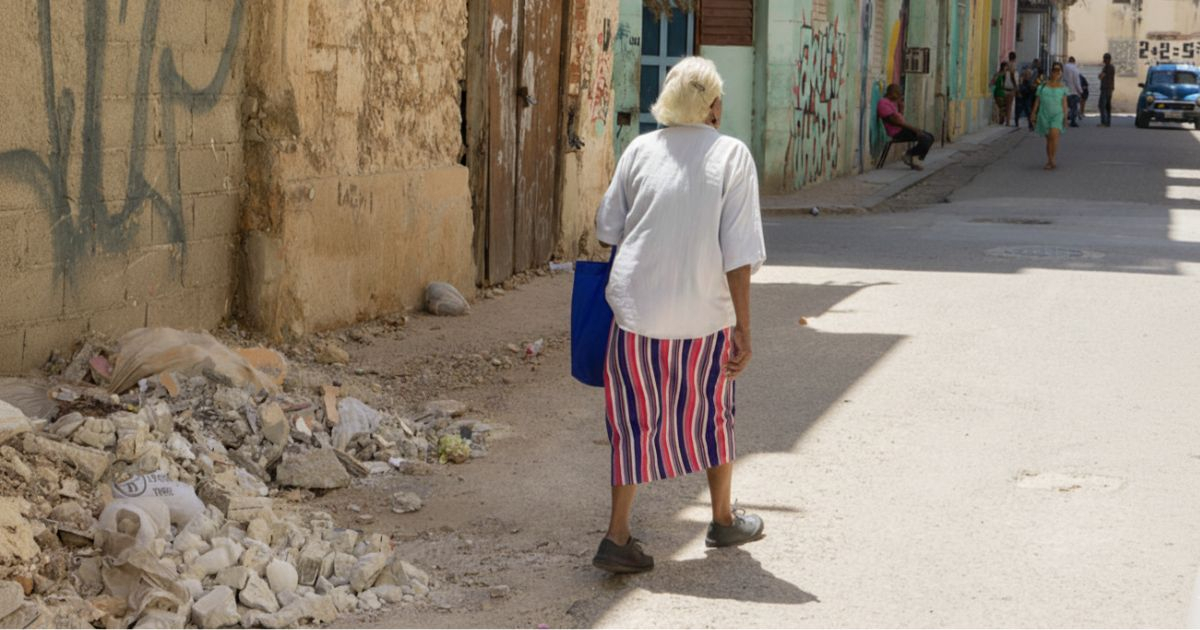 Cubanos dudan de las 176 medidas del régimen: «¿Por qué debería creerles?» – CiberCuba
