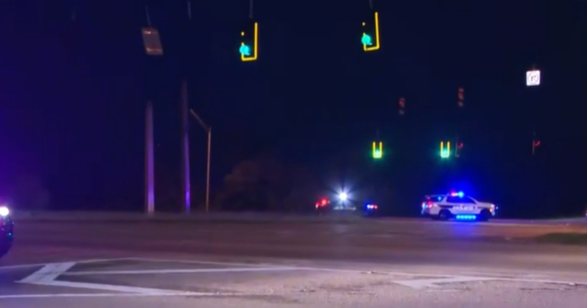 Dos motociclistas mueren al impactar contra un camión en Miramar, Florida