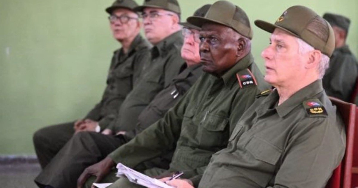 «Todos estos tipos gordos y el pueblo desnutrido»: cubanos responden al MINFAR en redes – CiberCuba