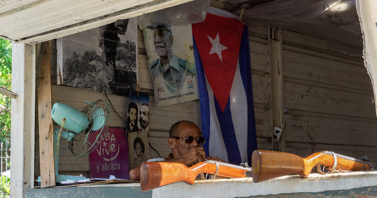 Cómo mueren las democracias: La experiencia cubana como advertencia para América Latina