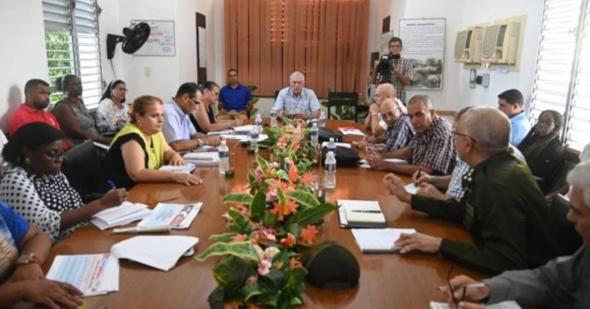 Díaz-Canel exige en La Habana poner «a las personas más capaces» al frente de las Zonas de Defensa