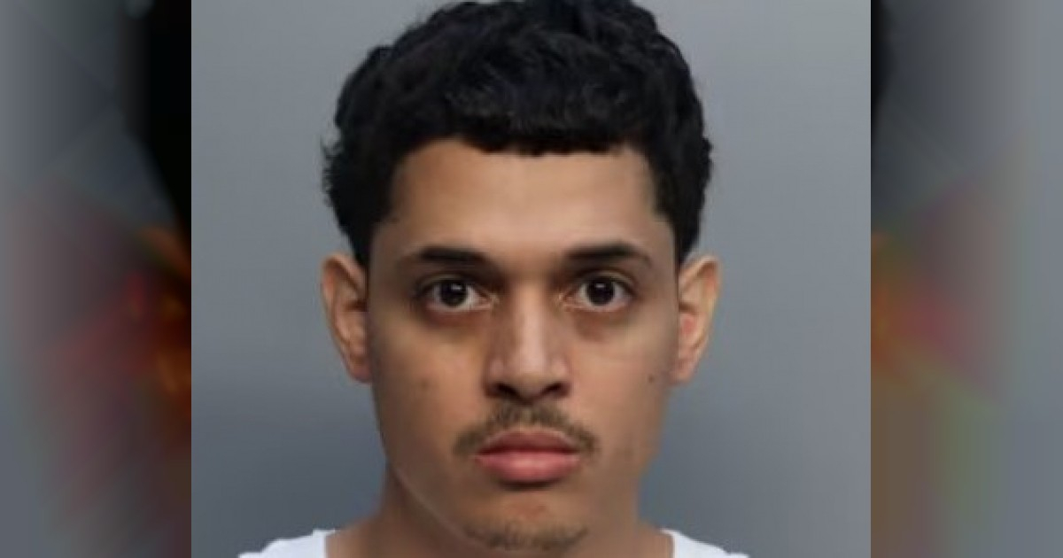Cubano en Miami se incrimina en videos y termina arrestado por fraude, drogas y crueldad animal