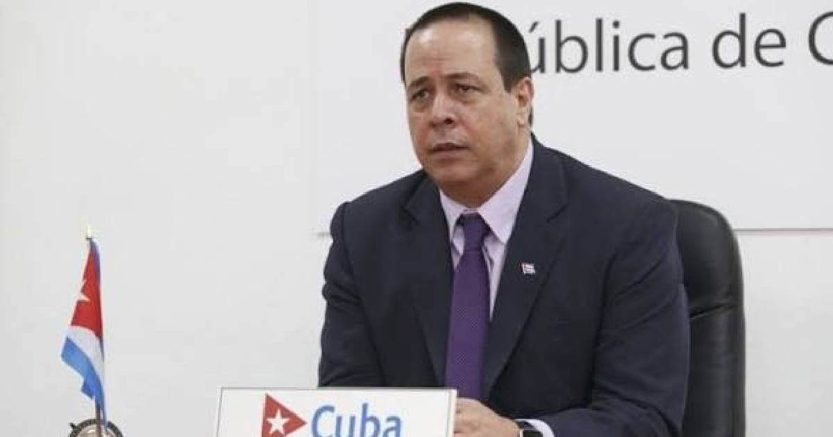 Sancionado y hackeado el ministro de Salud de Cuba – CiberCuba