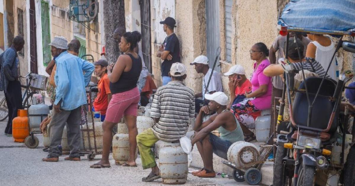 En Cuba, «hasta las necesidades más elementales parecen artículos de lujo», se duele escritor holguinero – CiberCuba