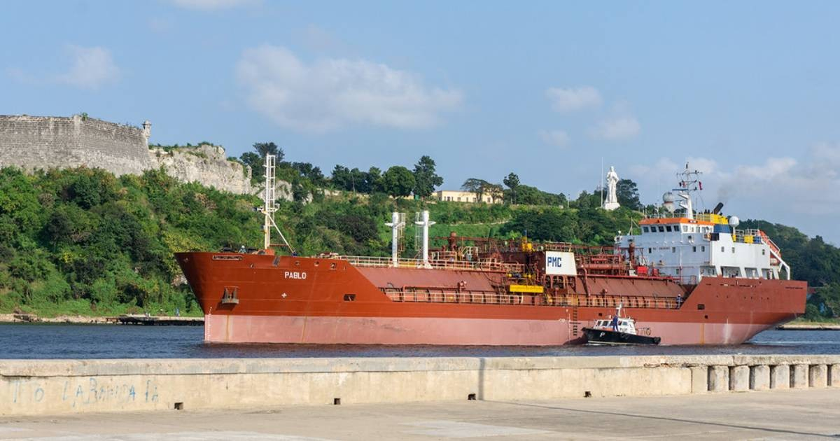 Investigación revela el rastro perdido de petróleo venezolano enviado a Cuba – CiberCuba