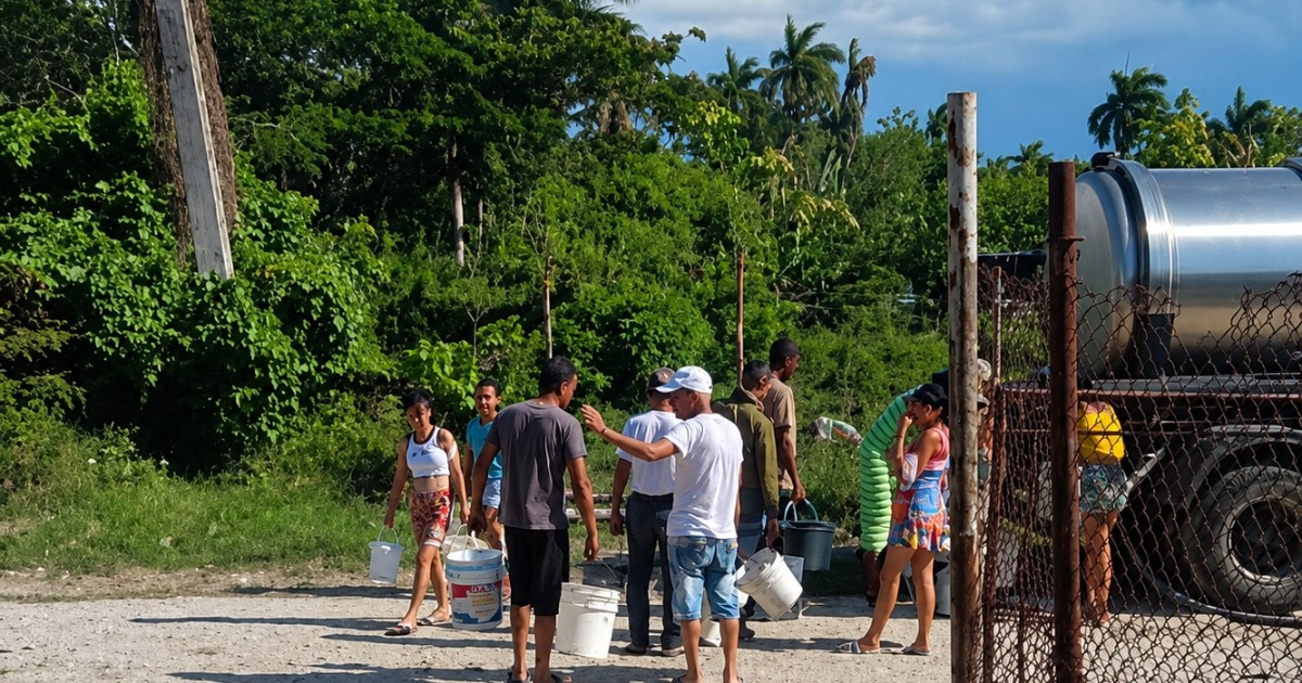 «Ya no es solo la electricidad, ahora también el agua»: Cubana no aguanta más