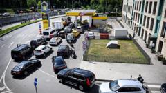 La escasez de combustible en Rusia causa estragos: ¿presionará a Putin para cambiar de estrategia en la guerra de Ucrania?