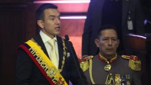 Noboa a sus opositores: “No pudiesen decir que soy un dictador”