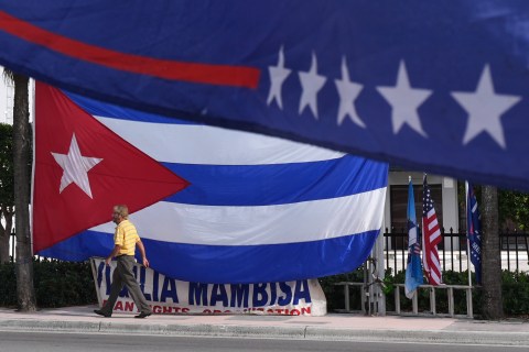 Estados Unidos insiste en reformas para Cuba mientras la califica como una «amenaza» – El Diario NY