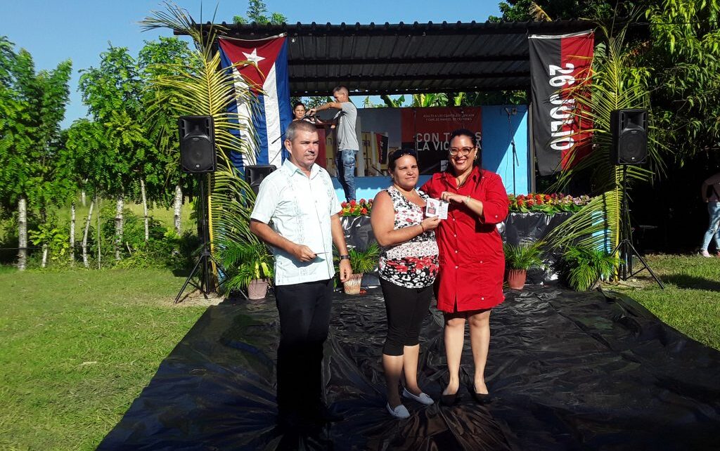 Conmemoran en Rodas, Cienfuegos, aniversario 73 del 26 de Julio