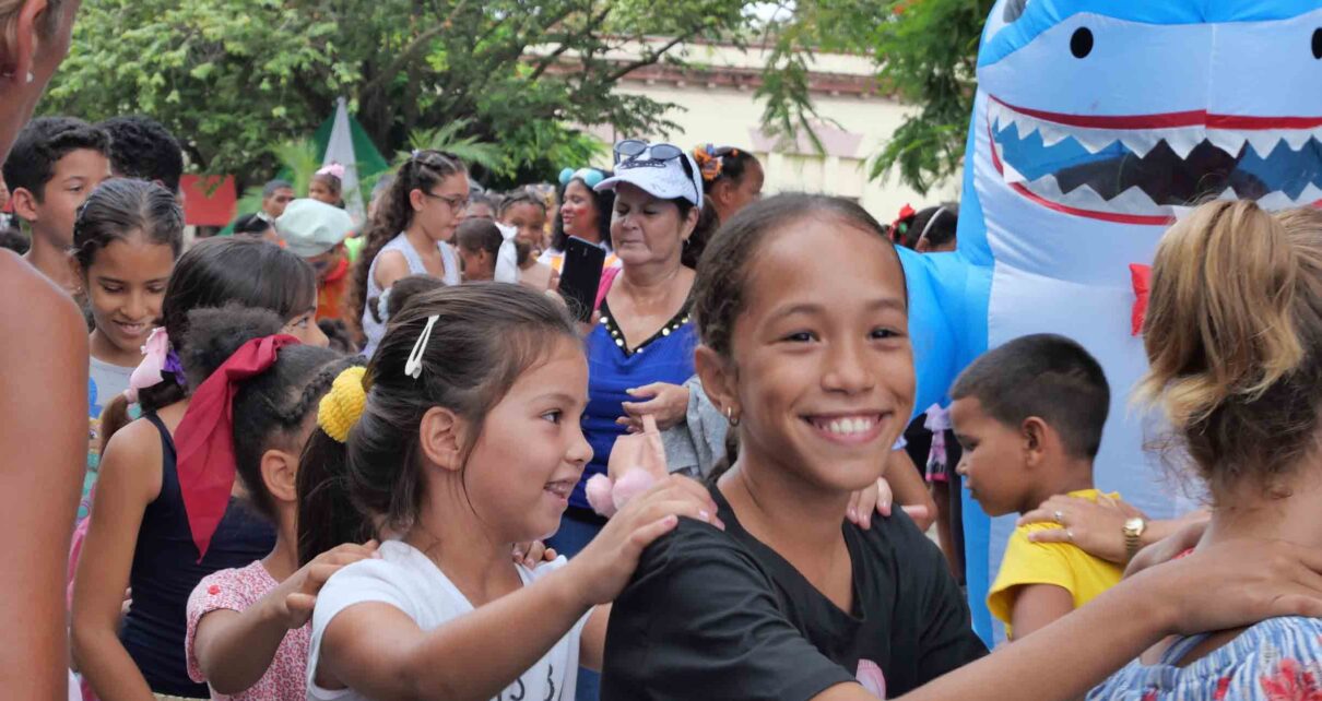 Celebra a lo grande grey infantil pinera