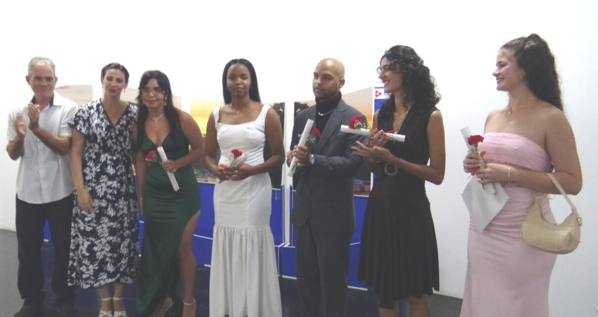 Graduaciones universitarias continúan en Matanzas