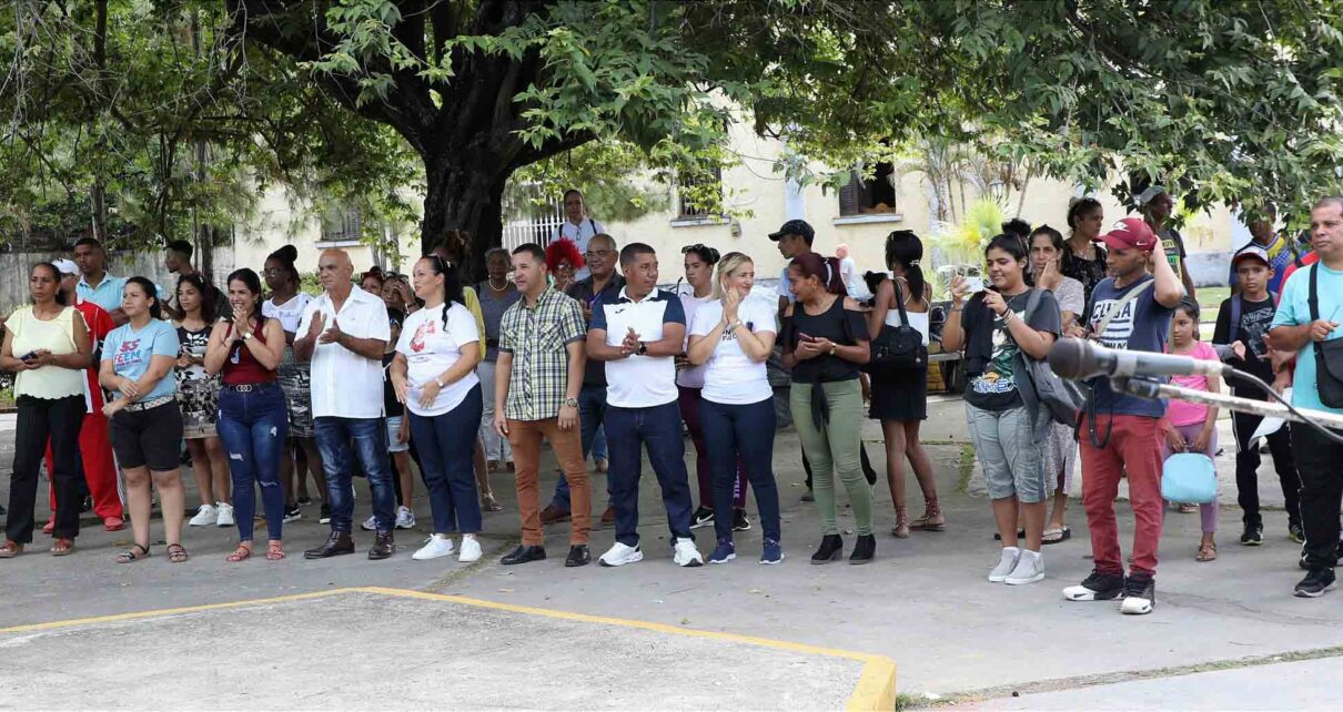 Clausuran primer Festival Deportivo Escolar 2026