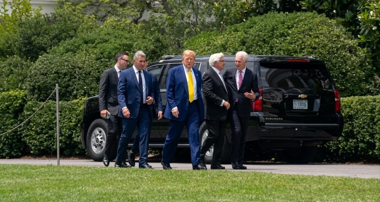 The Times: Trump espera el final del mundial para una acción contundente contra Cuba – Periódico Cubano