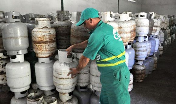 Incrementan precios de gas licuado, manufacturado y servicios mecánicos