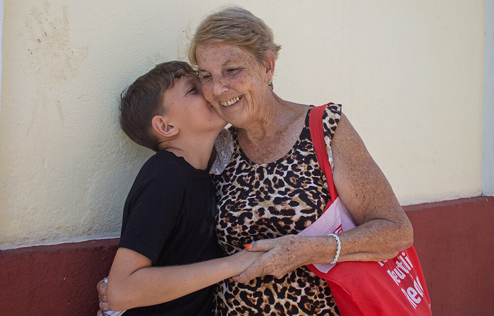 Sobre el Autismo, útil diálogo en la Sala White de Matanzas 