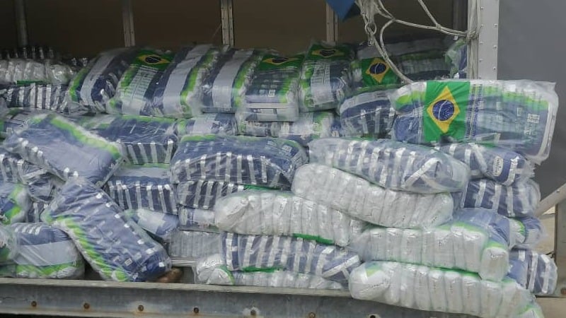 Llega a Santiago de Cuba un donativo de leche en polvo de Brasil – DIARIO DE CUBA