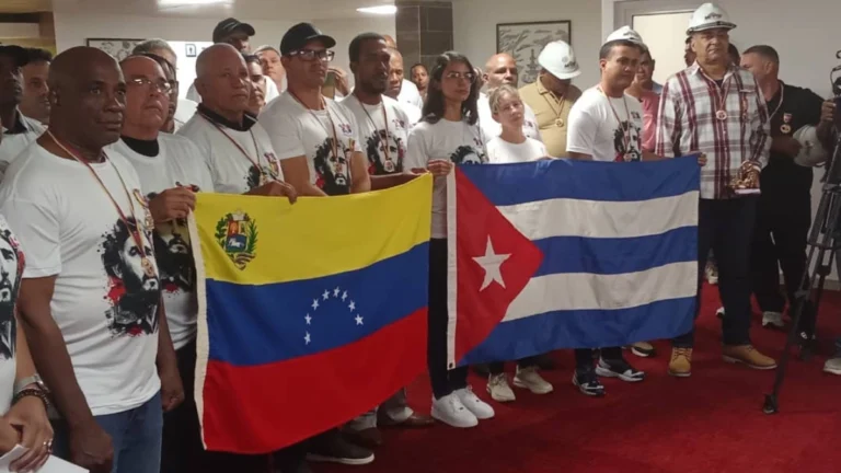 Brigada médica retorna a Cuba tras labor humanitaria por sismos en Venezuela – teleSUR