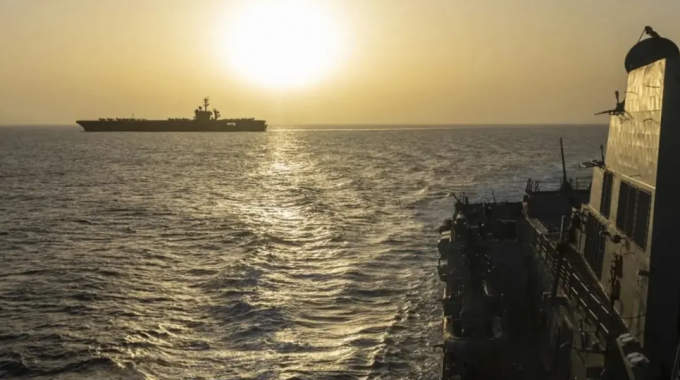 “No se reabrirá mediante la guerra”: FF.AA. de Irán advierten sobre el estrecho de Ormuz