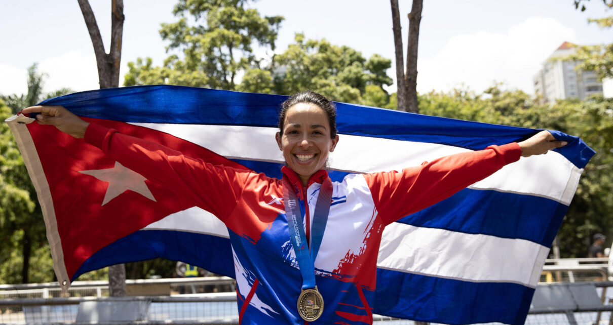 Mejías aporta primer oro a Cuba y mexicana Roel se lleva la plata en la contrarreloj individual – HolaNews
