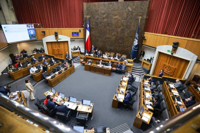 Avanzó en Chile megarreforma económica de corte neoliberal