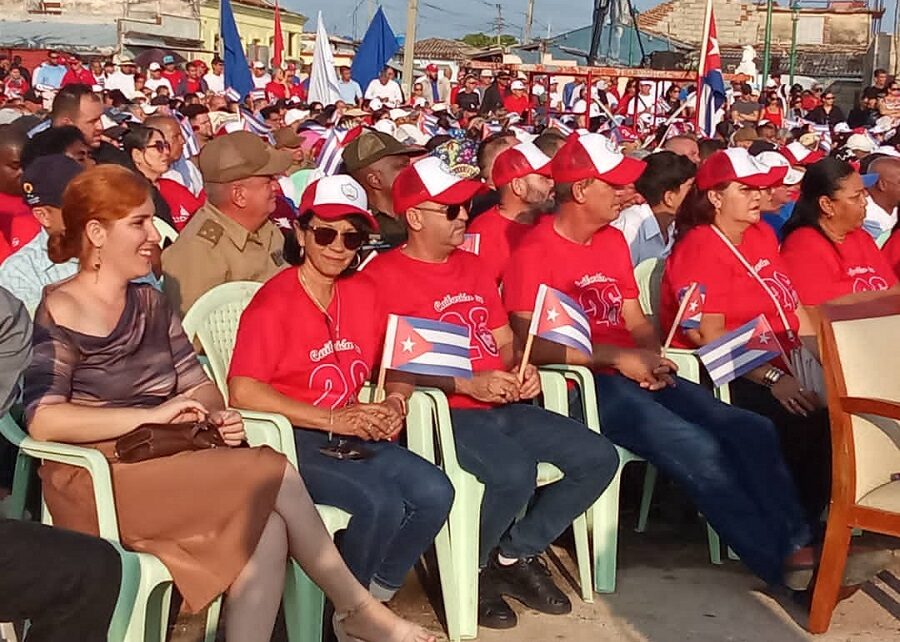 Preside Salvador Valdés Mesa acto por el 26 de Julio en Caibarién