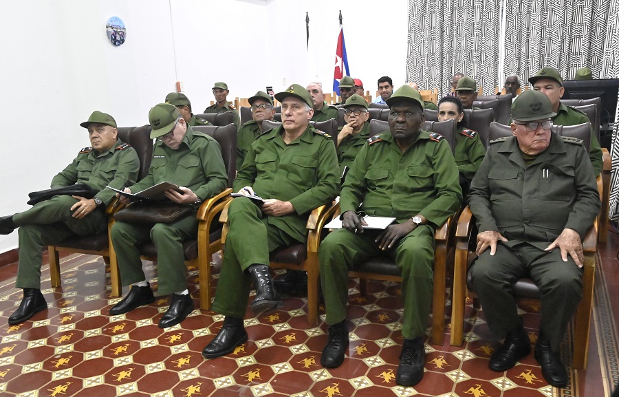 Día Nacional de la Defensa: Díaz-Canel chequea preparación territorial en Marianao