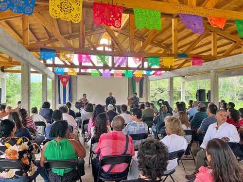 “Cuba es resistencia”, es un grito de “no se rindan”, dice en México el cantautor cubano Israel Rojas – Cubainformación