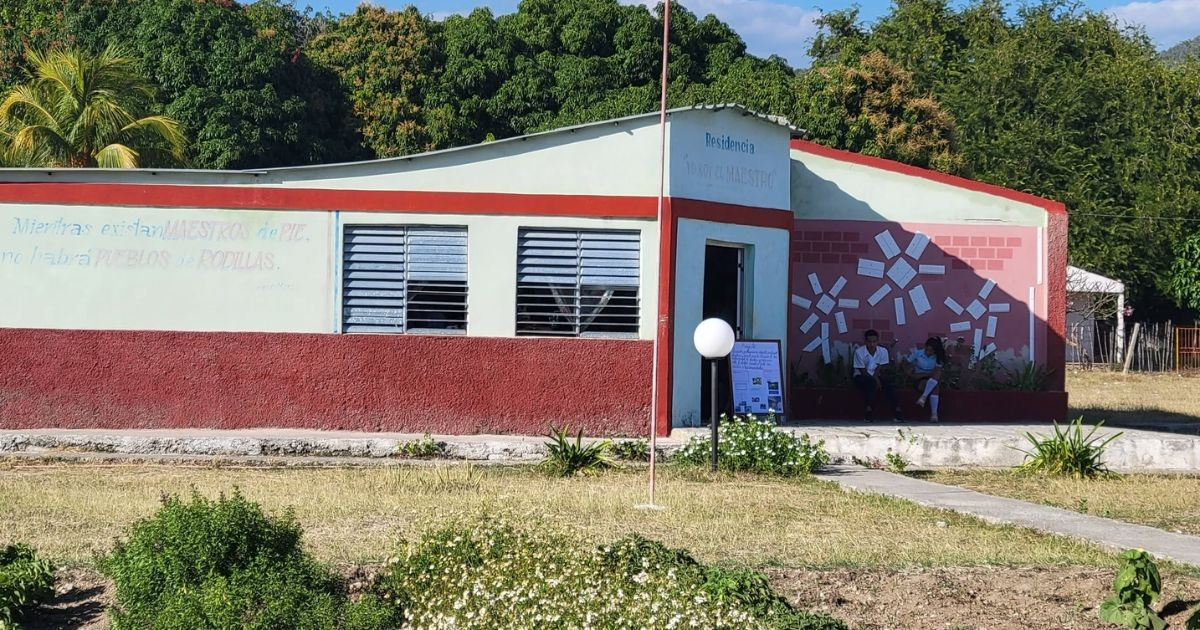 UNICEF apoya a 30 escuelas del oriente de Cuba «hacia mejores condiciones de agua, saneamiento e higiene»