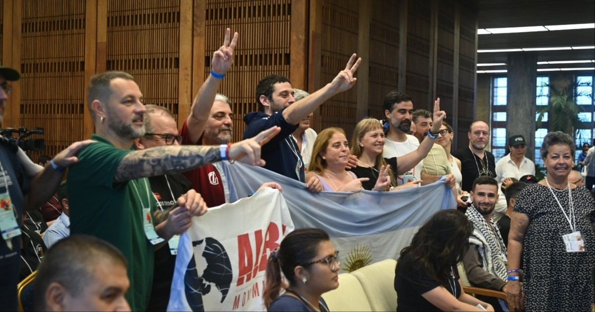 Bruno Rodríguez promueve el comunismo defectuoso con izquierdistas de Alba Movimiento