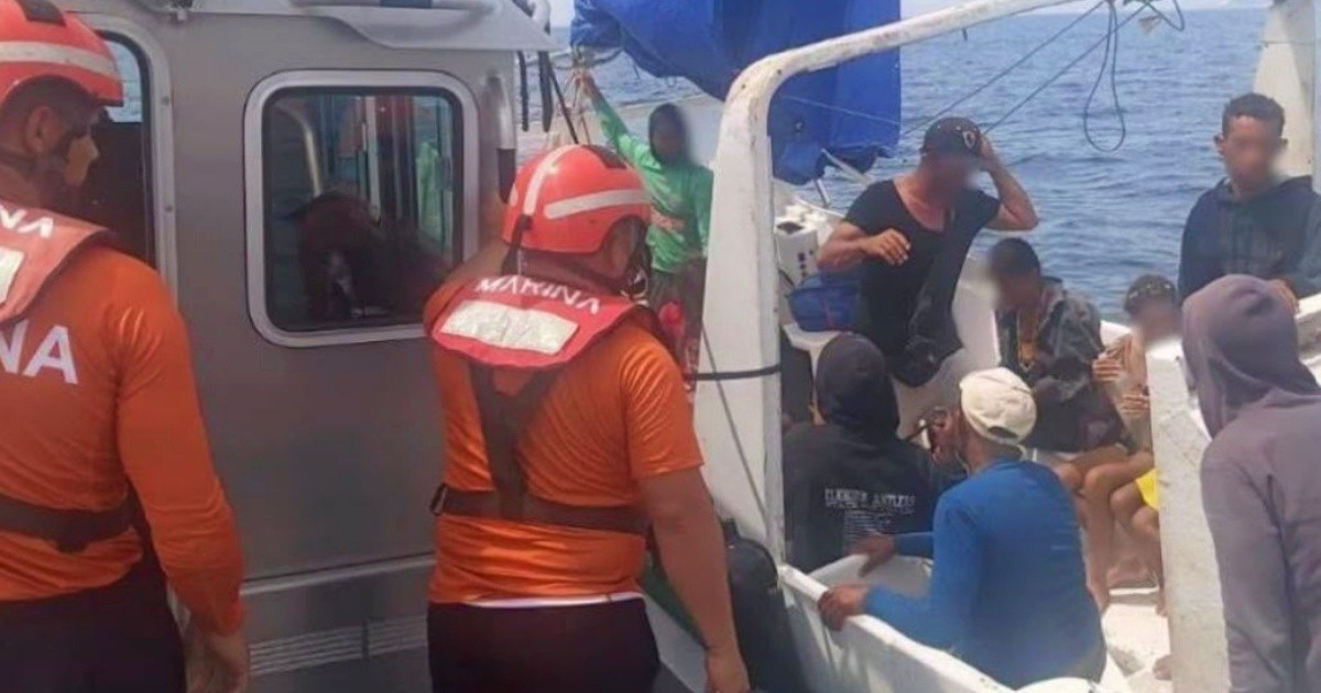 Primeras imágenes del momento del rescate de balseros cubanos en aguas de México