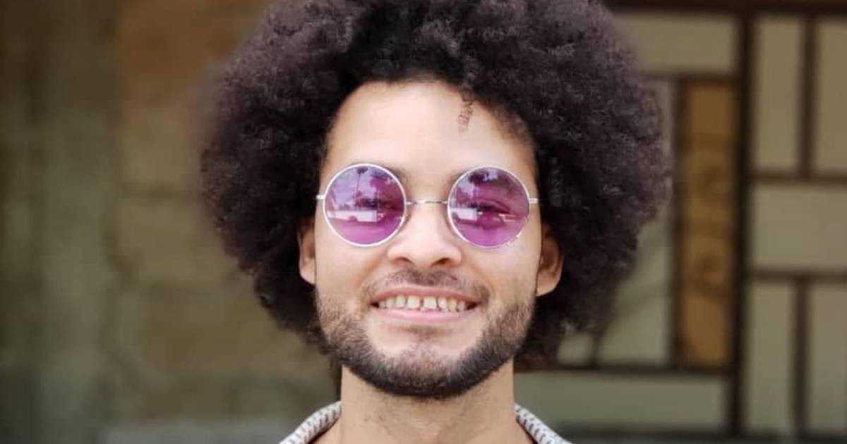 ICE explica por qué mantiene detenido al músico cubano ganador del Latin Grammy Degnis Bofill