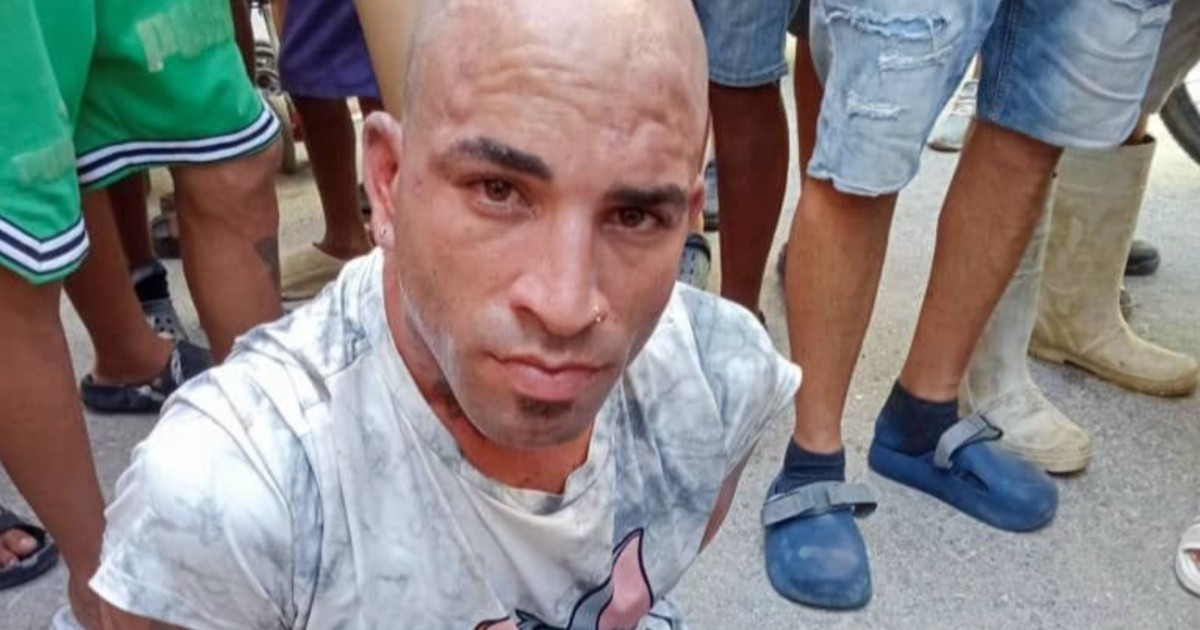 Vecinos capturan a presunto ladrón que habría arrebatado un celular en barriada del Vedado