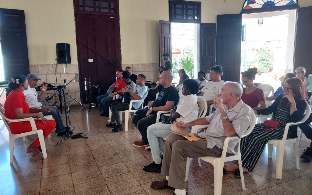 Diálogo de generaciones: homenaje al Fidel de todos Artemisadiario