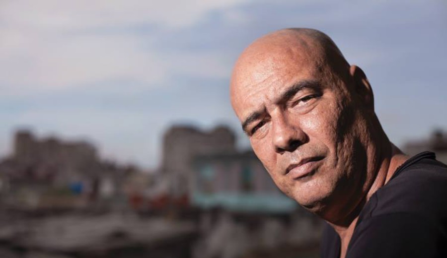 «Vendo diez libras de necesidades». Jorge Ángel Pérez (desde Cuba) – uy press