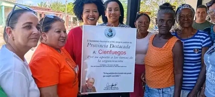 Cienfuegos: Se crece la Federación de Mujeres Cubanas en su aniversario 66