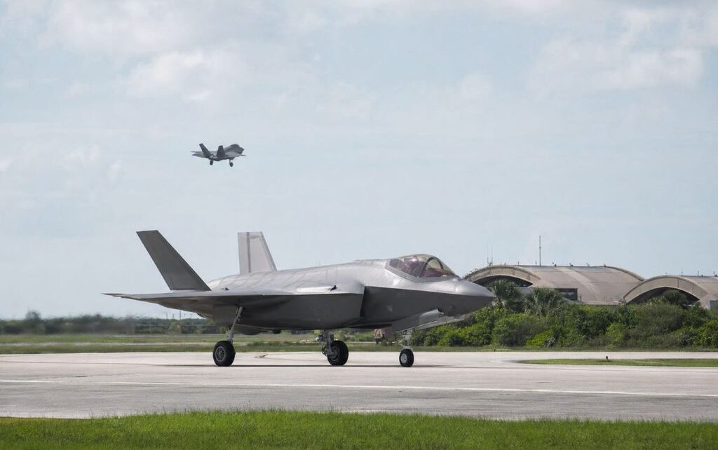Carlos Giménez advierte que los F-35 en Homestead serían una calamidad para las dictaduras de la región, entre ellas la cubana – Cuba en Miami
