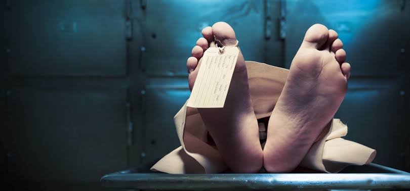 Un griego guarda el cadáver de su padre en el congelador para cobrar la pensión
